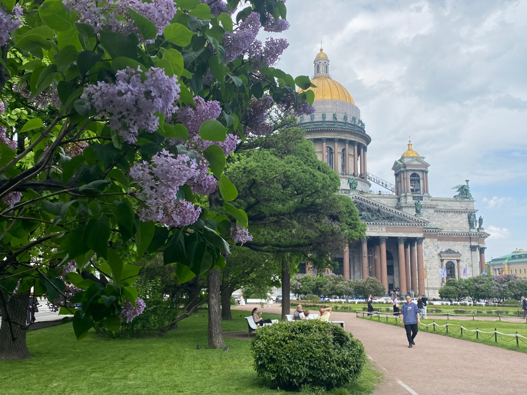 А Петербург сегодня такой 